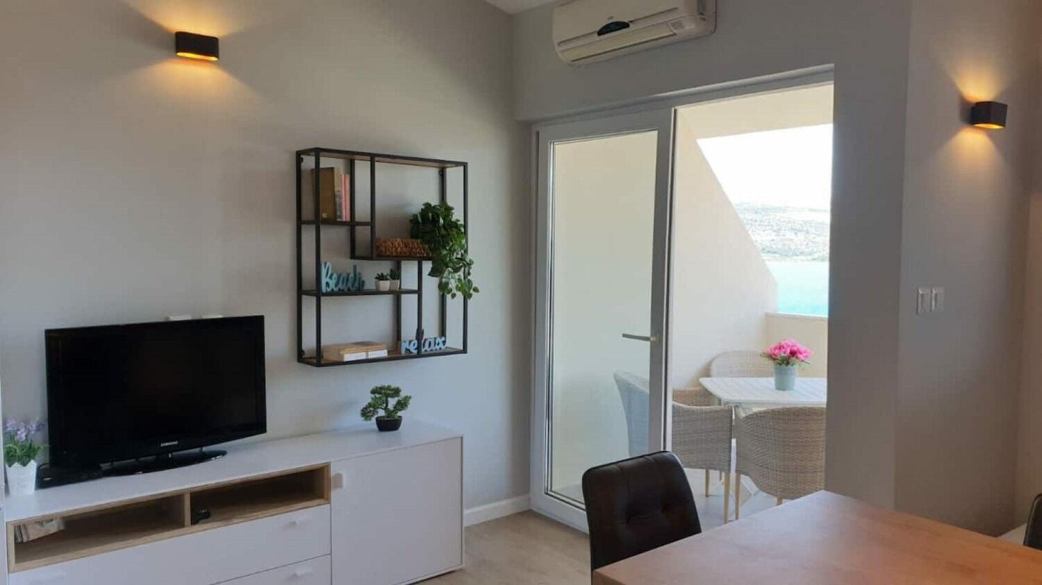 Apartments The View - Close To The Beach & Parking Трогир Экстерьер фото