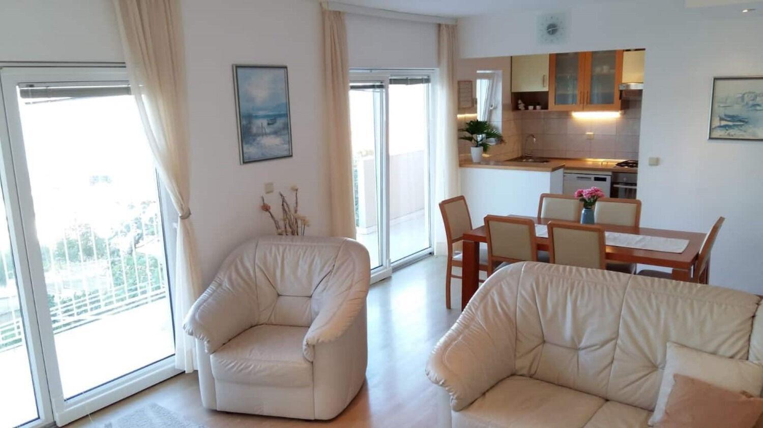 Apartments The View - Close To The Beach & Parking Трогир Экстерьер фото